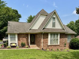 1070 Cliff White Rd, Columbia, TN 38401