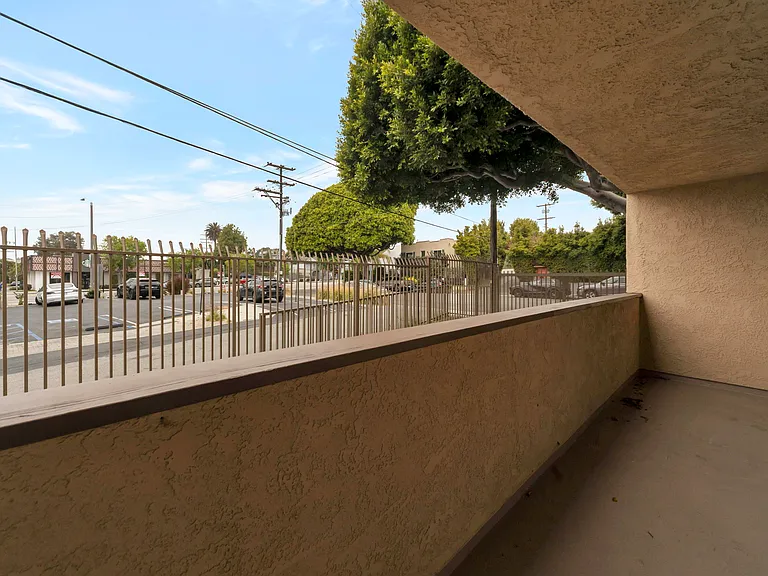 820 Pier Ave #1 — Photo 10