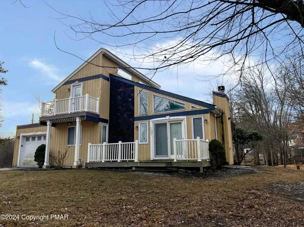 2233 Vista Cir, East Stroudsburg, PA 18302