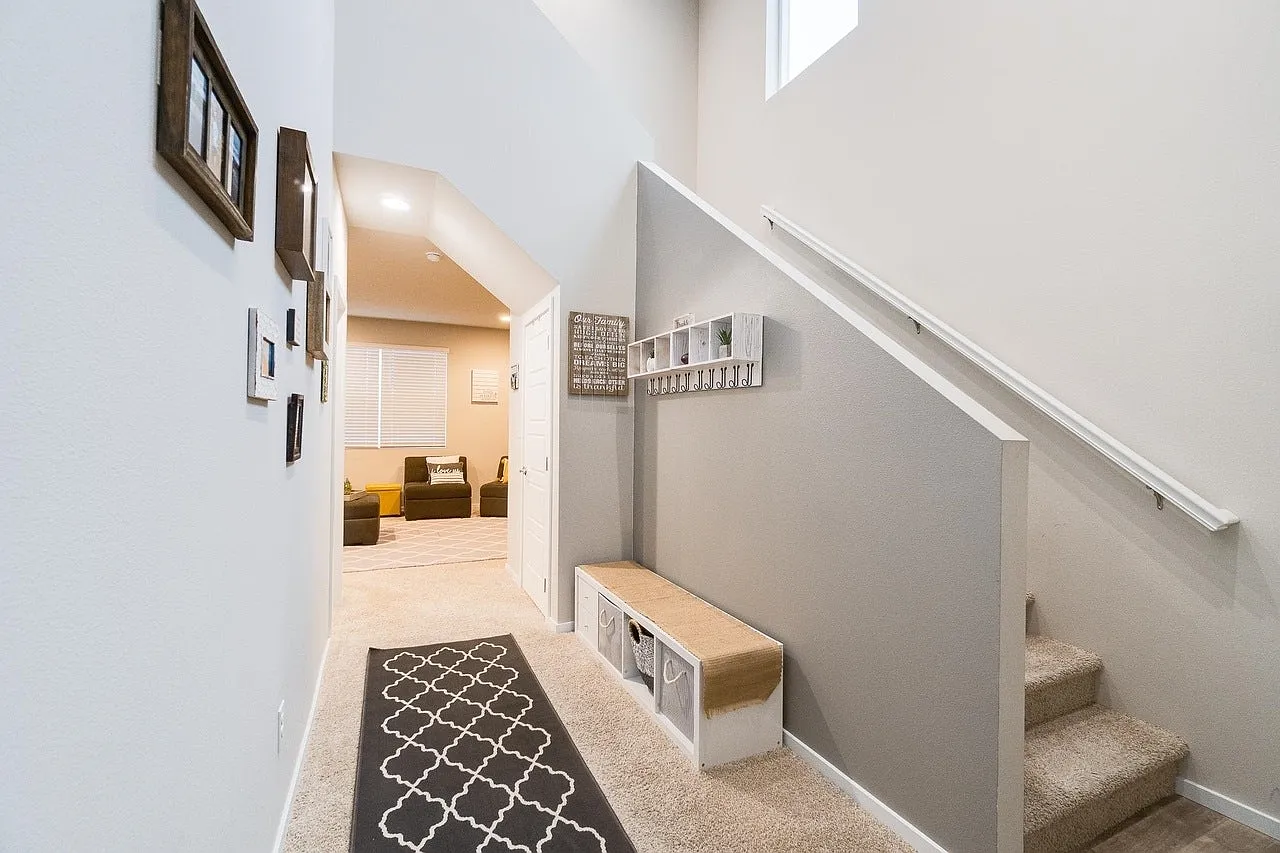 1015 North Viewmont Road — Photo 3