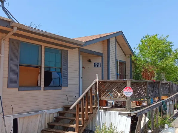 608 Breezy Lane, Kingsland, TX 78639