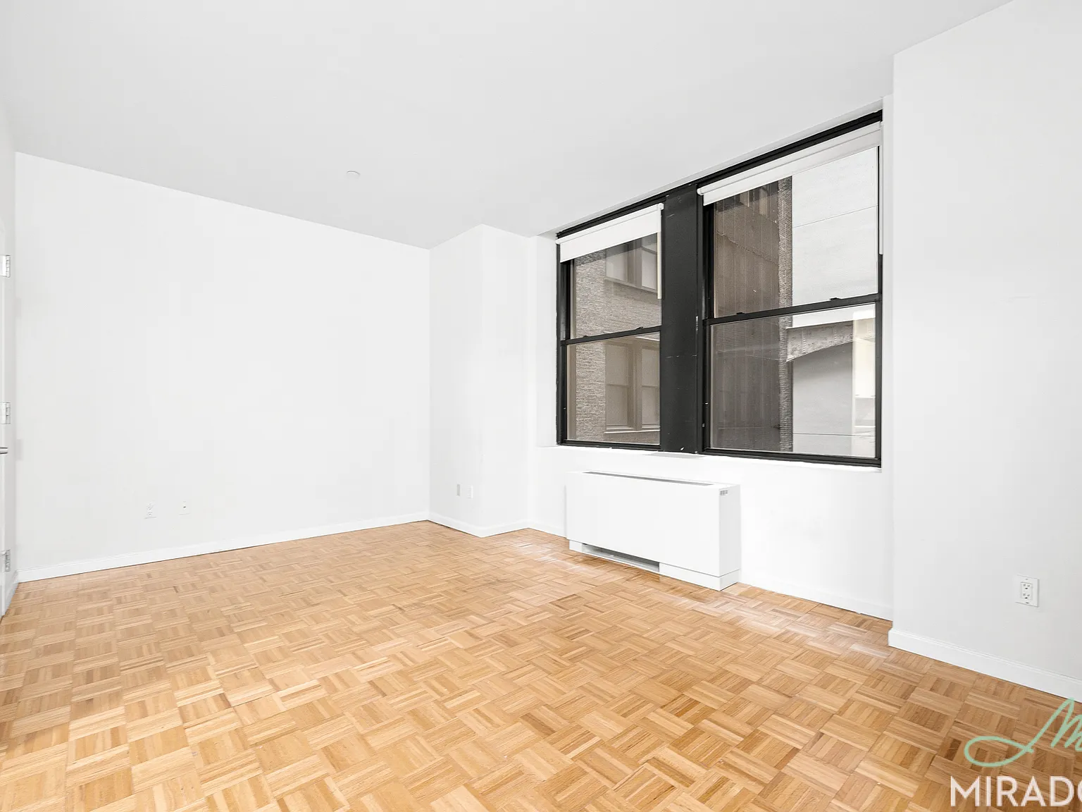 15 Park Row — Photo 3