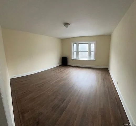 2 bed, 1.0 bath, 930 sqft, $2,650 — Photo 3