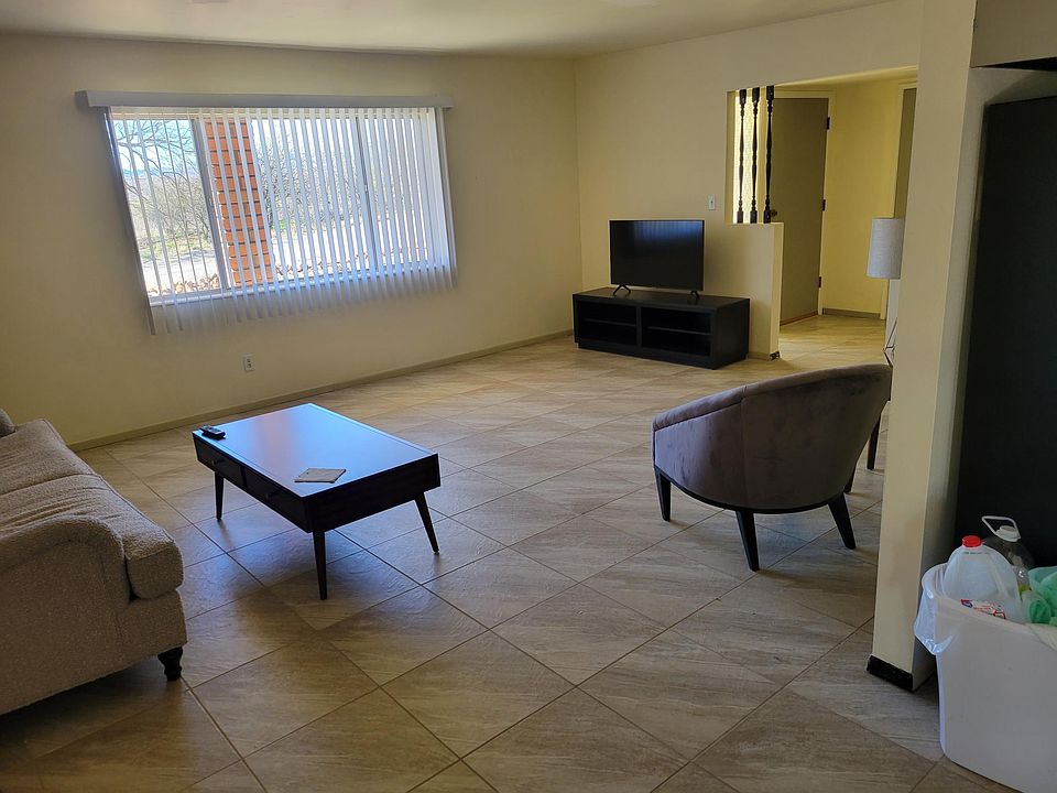 1st image of 397 Cancun Ct