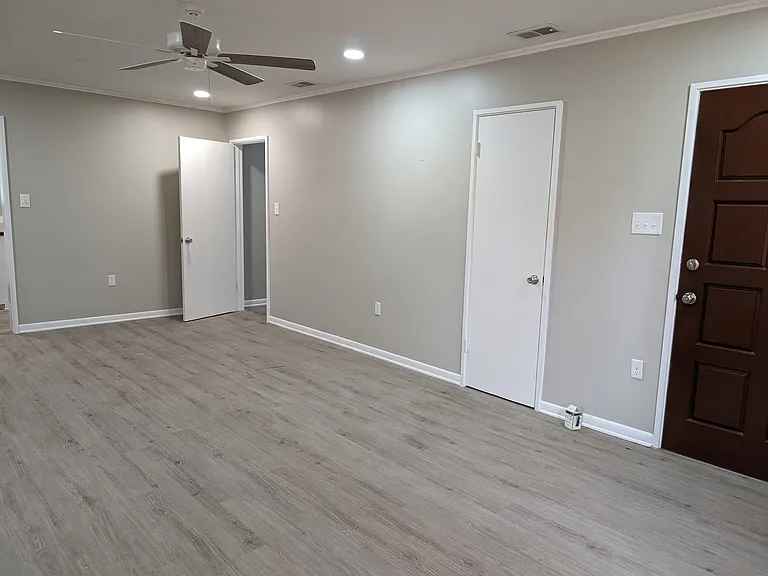 2904 Williamsburg Rd — Photo 21