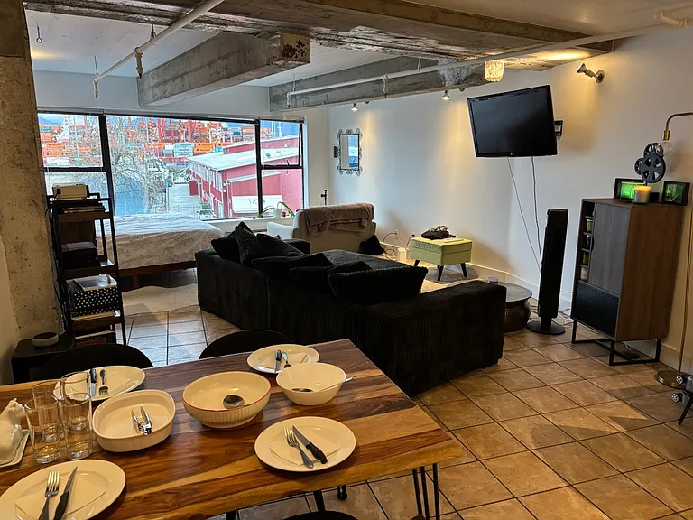 321 Railway St #202 — Photo 5