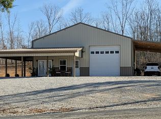 400 Toms Creek Lake Rd, Linden, TN 37096
