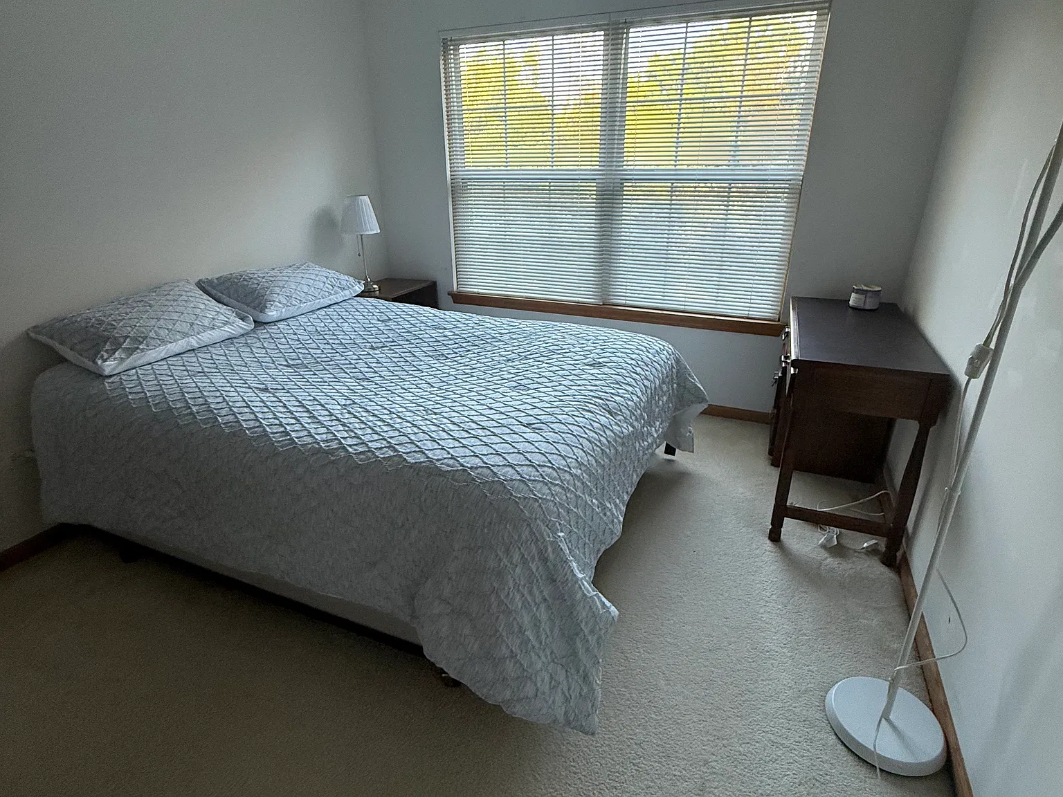 S Candlestick Way, Waukegan — Photo 4