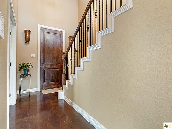 4th image of 2109 Pirtle Dr