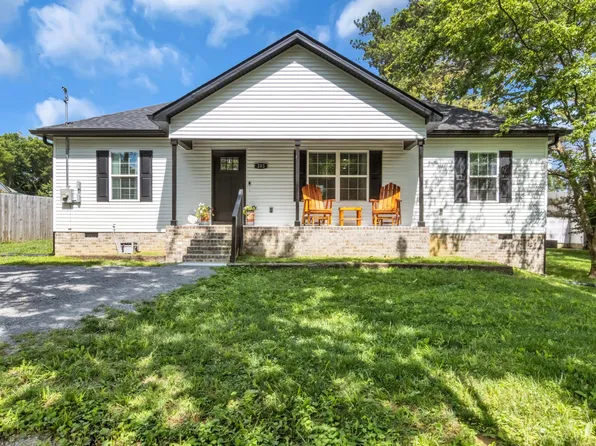 203 Martha St, Shelbyville, TN 37160