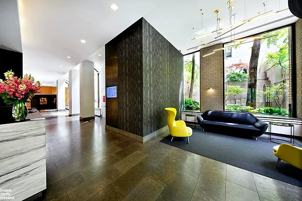 Rented by Triplemint | media 9