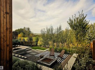 1265 Peregrine Ter NW, Edmonton, AB T5S 0M4