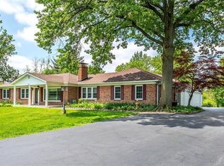 2209 N Ballas Rd, Saint Louis, MO 63131