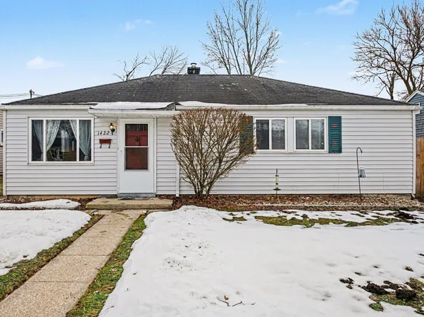 1422 Merrifield Ave, Niles, MI 49120