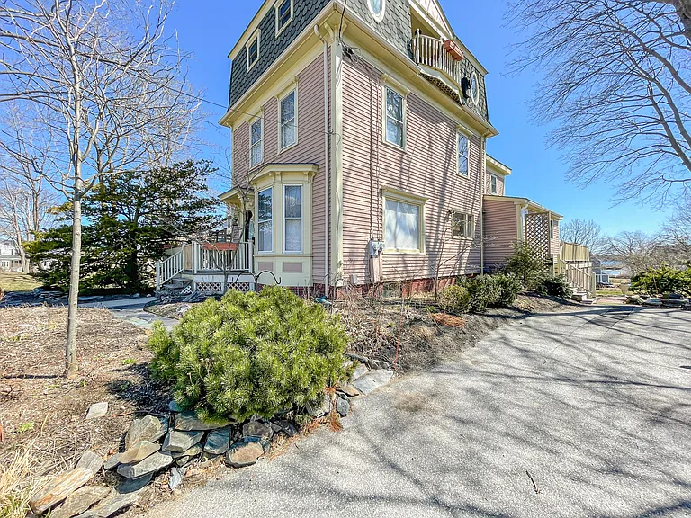 300 Preble St #R — Photo 2