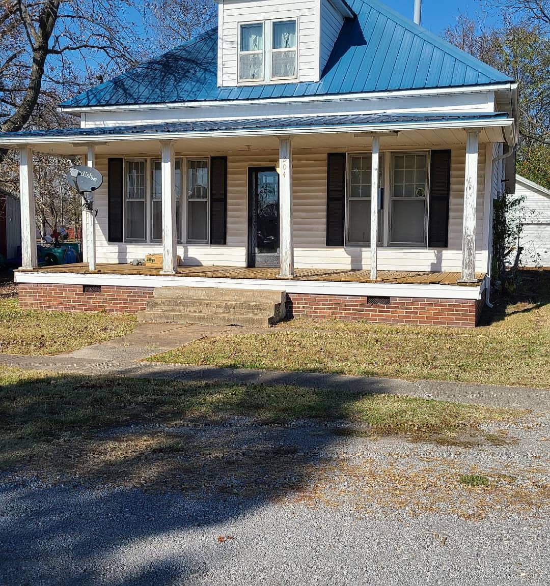 204 Gossett St, Norris City, IL 62869 Zillow