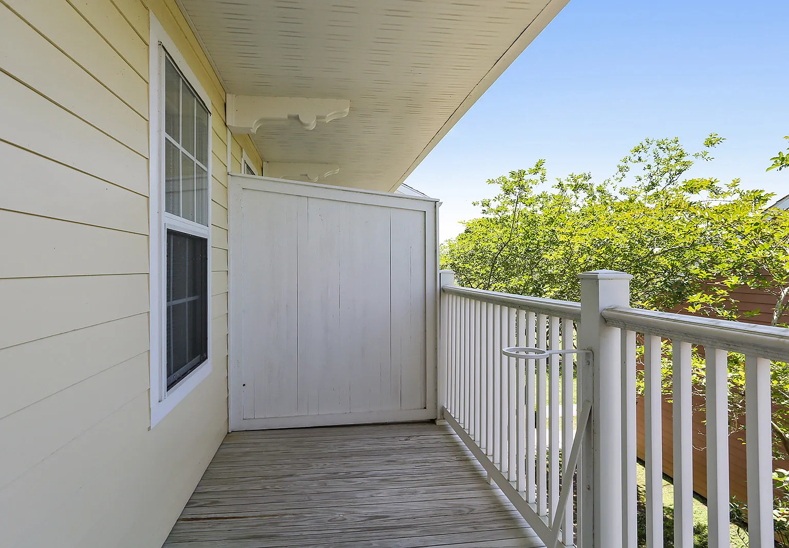 3 bed, 2.5 bath, 1552 sqft, $1,893 — Photo 3