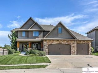 17610 Miami Cir, Omaha, NE 68116
