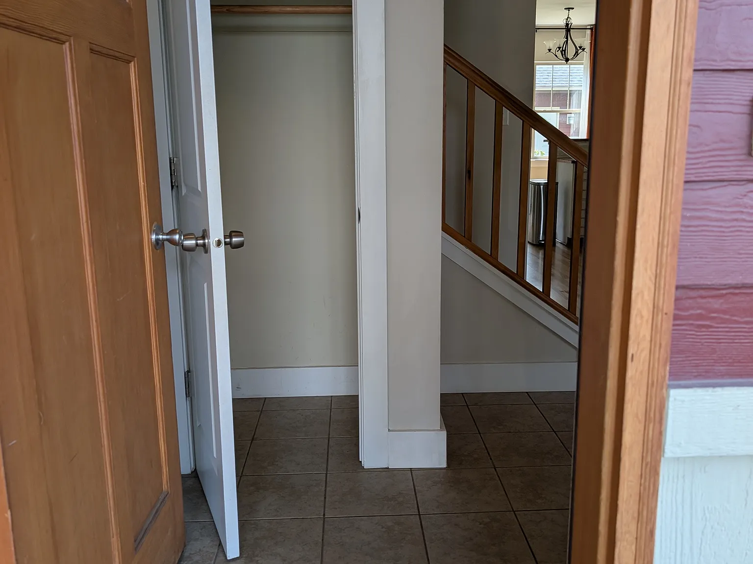 2 bed, 1.5 bath, 1190 sqft, $2,200 — Photo 2