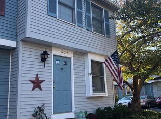 1621 10th St S, Arlington, VA 22204