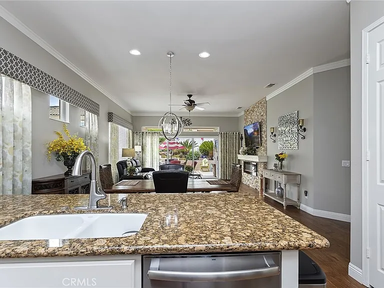 5998 Indian Canyon Dr — Photo 11