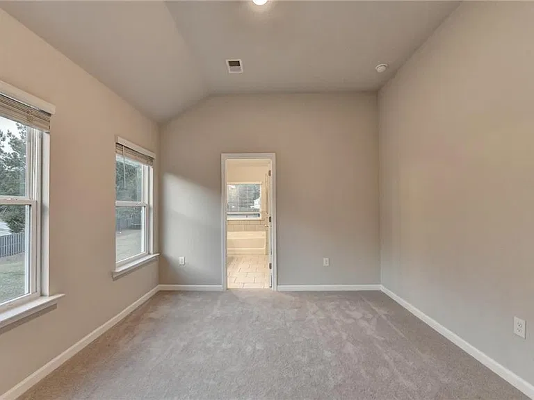 461 Paxton Ln — Photo 33