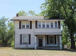 1128 Elm St, Perry, OK 73077