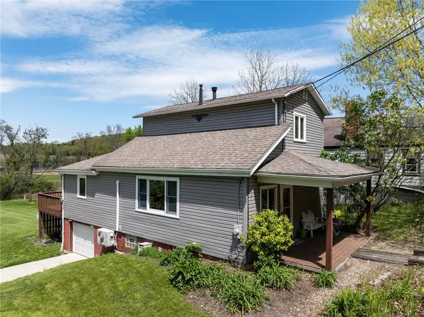 121 Warrendale Bakerstown Rd, Mars, PA 16046