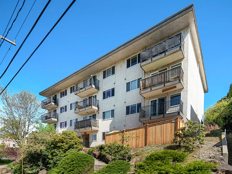 D14 Apartments