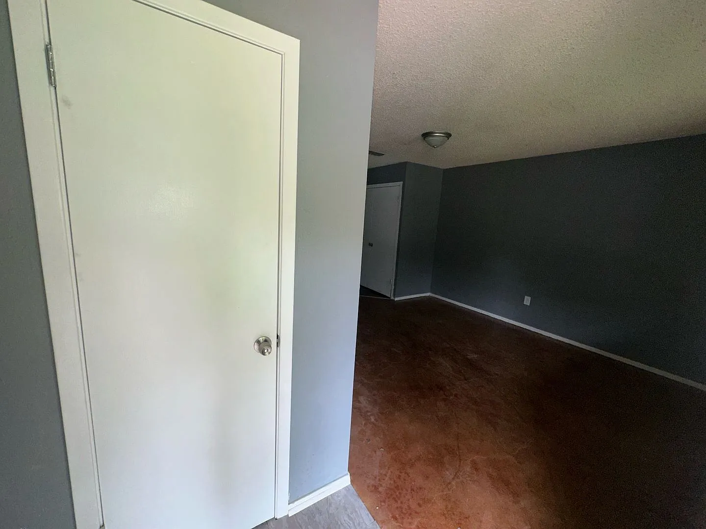 12122 Michael St — Photo 2