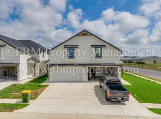 920 Cooksey Ct #B, Grandview, TX 76050