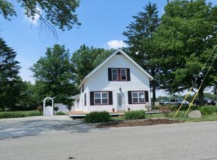 7426 W Stinemyer Rd, New Palestine, IN 46163