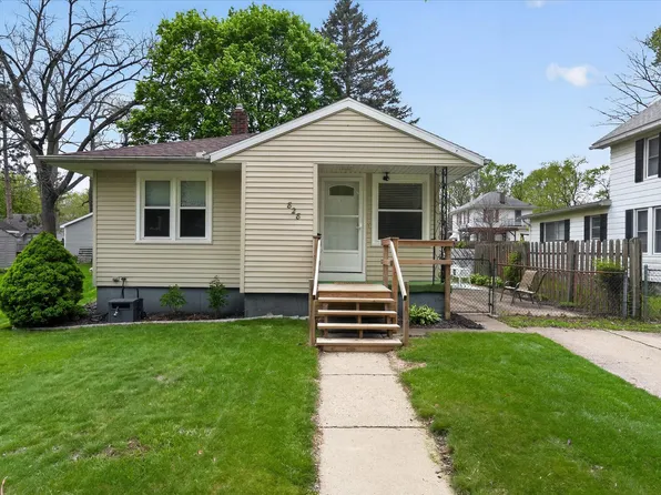 828 Fleming Ave, Jackson, MI 49202