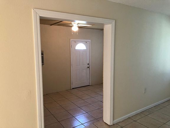 4th image of 1435 Kozart Ct