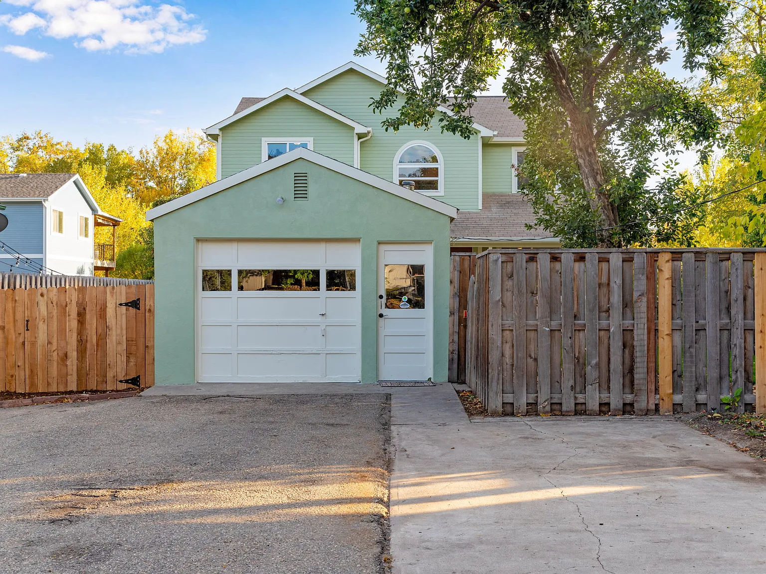3 bed, 2.5 bath, 1816 sqft, $3,600 — Photo 4
