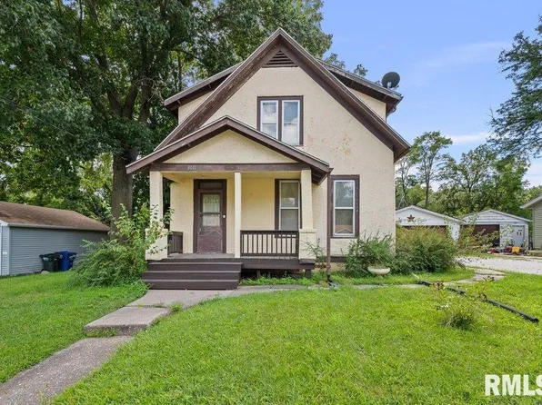 3011 Telegraph Rd, Davenport, IA 52804