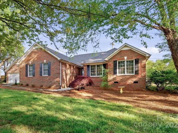305 Baucom Deese Rd, Monroe, NC 28110