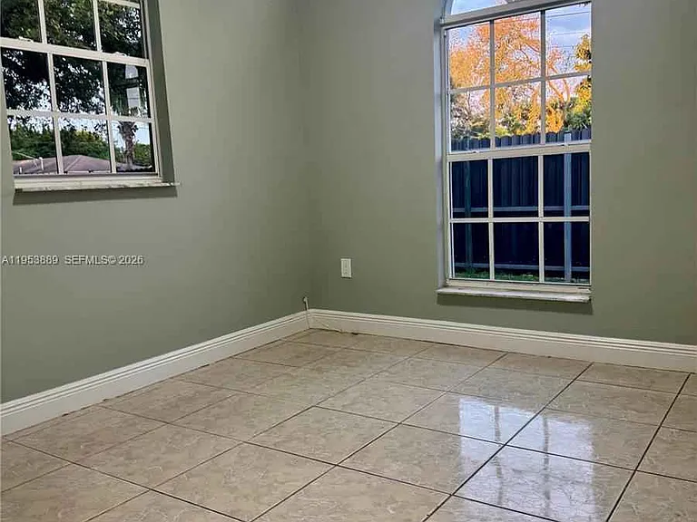 601 NW 97th St — Photo 11