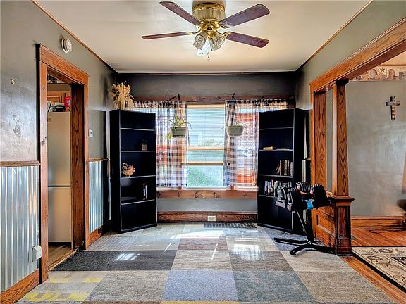 4th image of 418 Phoenix Ave