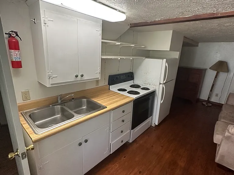 508 N Prow Ave #B — Photo 4