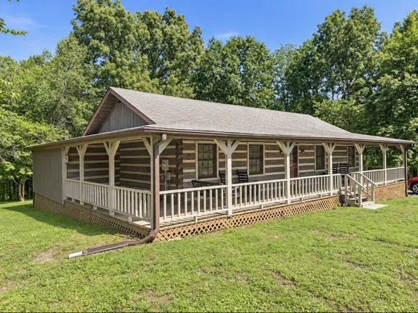 312 Grand View Dr, Smithville, TN 37166