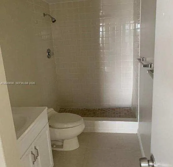 4174 Inverrary Dr #911 — Photo 7