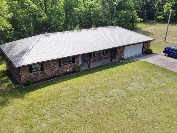 7396 S State Highway 125, Chadwick, MO 65629