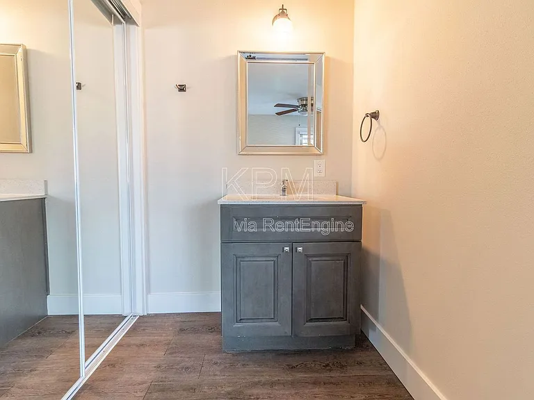 843 N Yosemite St #112 — Photo 11