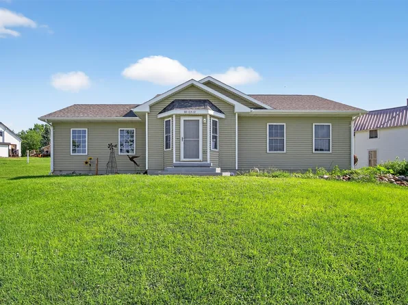 403 Elm St, De Soto, IA 50069