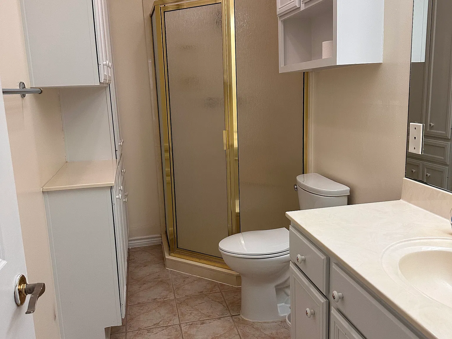 3 bed, 1800 sqft, $1,795 — Photo 4
