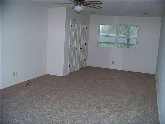 5th image of 96 Sparrow Ln