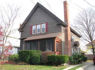 6 Prospect St, Cranston, RI 02910