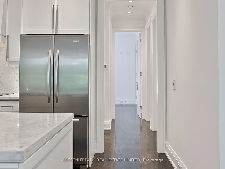 16 Scarth Rd #1 — Photo 19