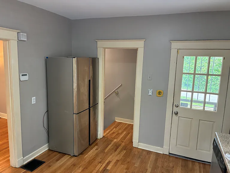 615 Old Harrods Creek Rd — Photo 16